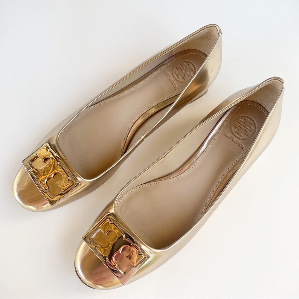 Tory Burch Gold Gigi Logo Metallic 25mm Mika Pumps